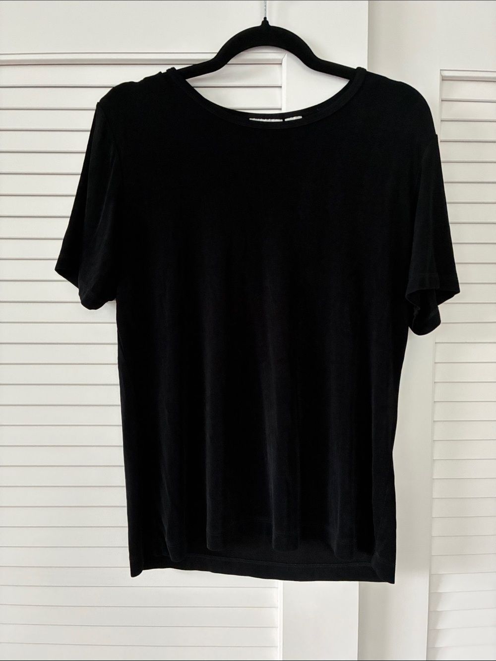 Chico's Black Short Sleeve Crewneck Tee